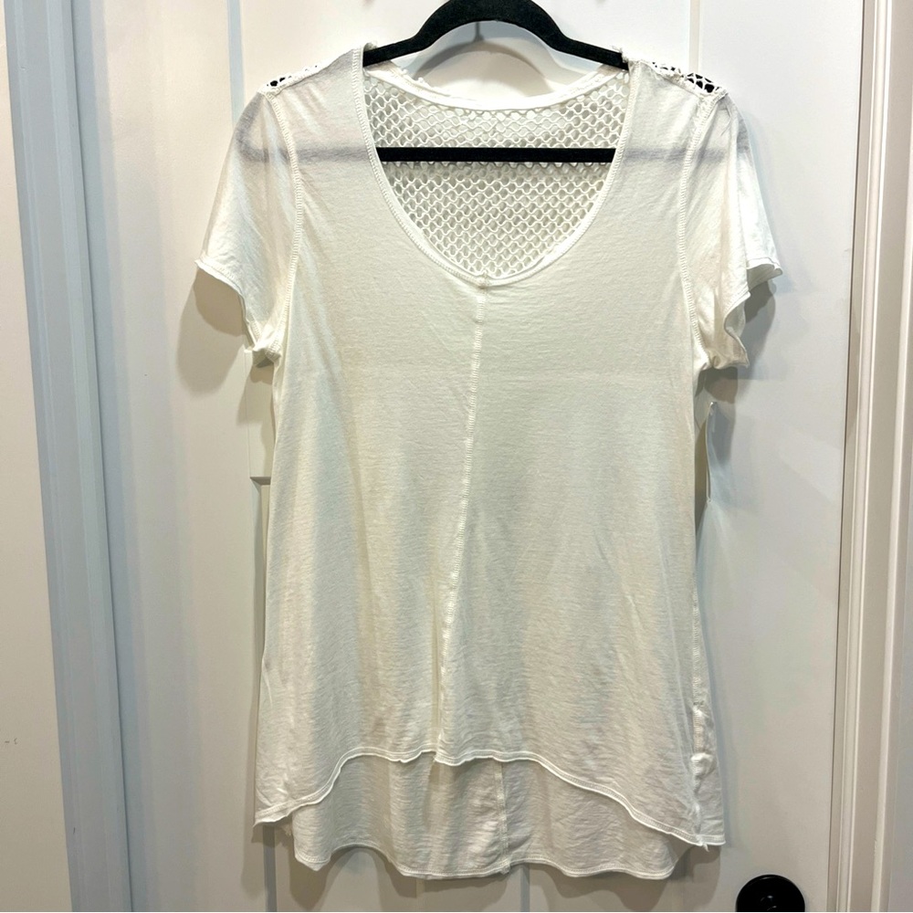 Cut Loose‎ Women's Tunic Solid Front Mesh Back Deep Scoop Neck Short Sleeve Sz S